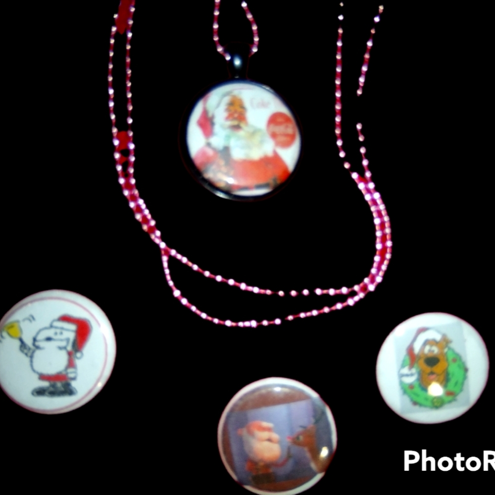 Christmas Themed Magnetic Necklace